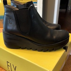 Fly London Women's Black Leather Wedge Chelsea Boot